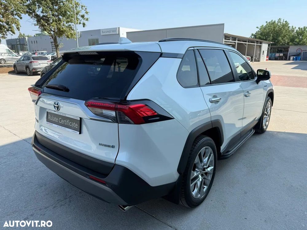 Toyota RAV4 - 7