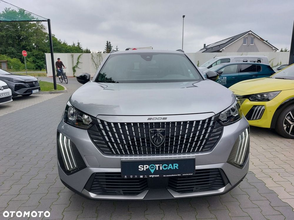 Peugeot 2008 1.2 PureTech Allure S&S EAT8 - 4