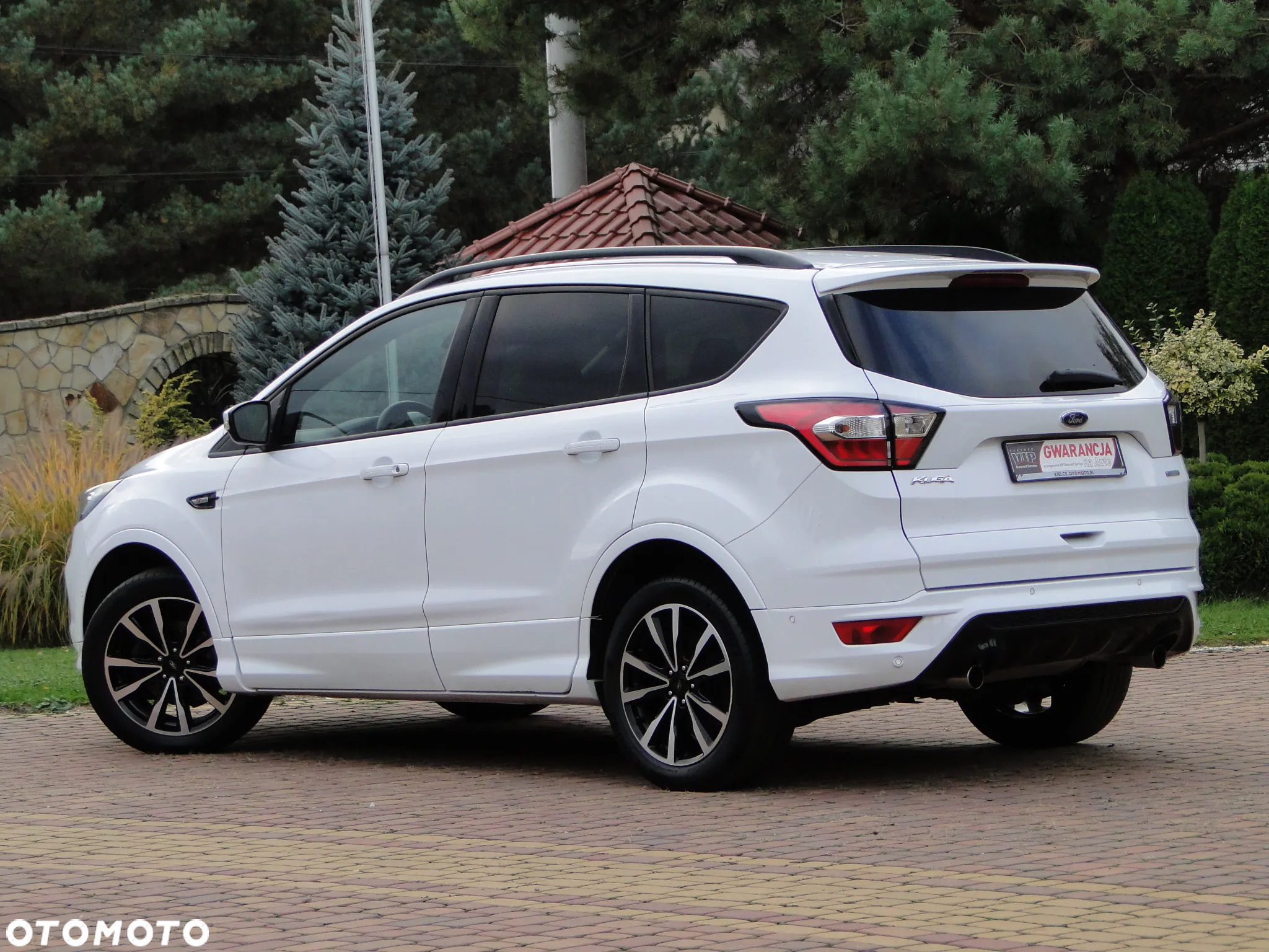 Ford Kuga 1.5 EcoBoost FWD ST-Line ASS - 12
