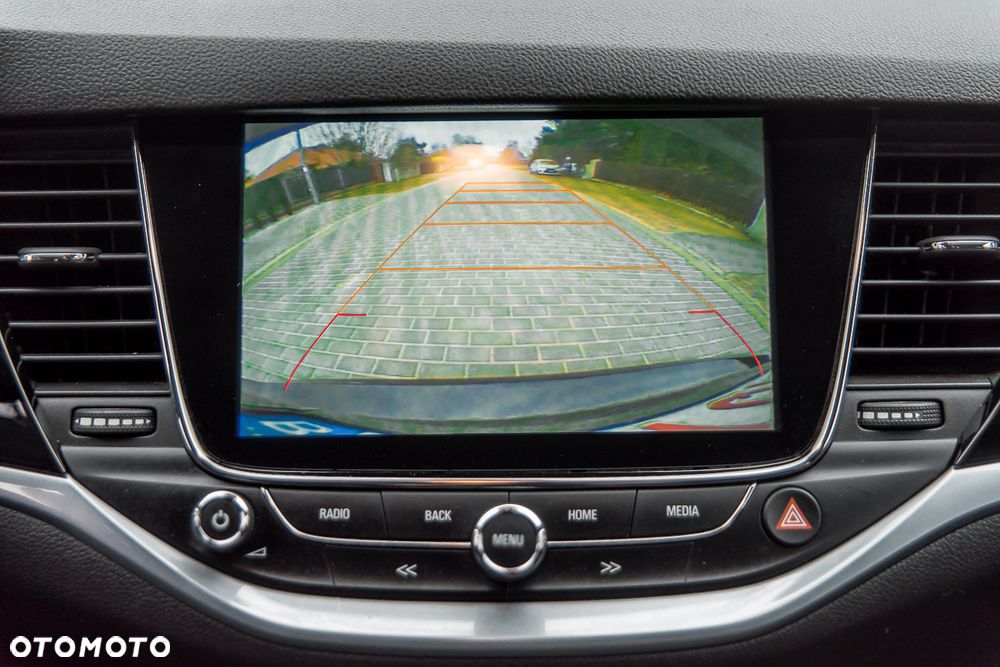 Opel Astra 1.4 Turbo Edition - 28