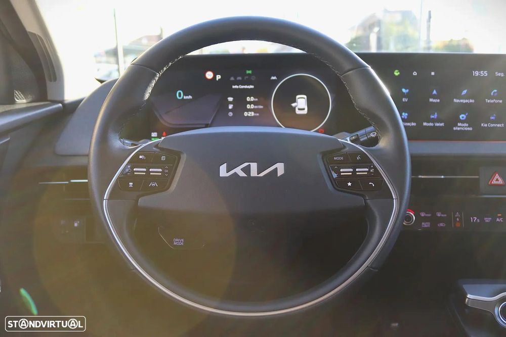 Kia EV6 84-kWh Air - 15