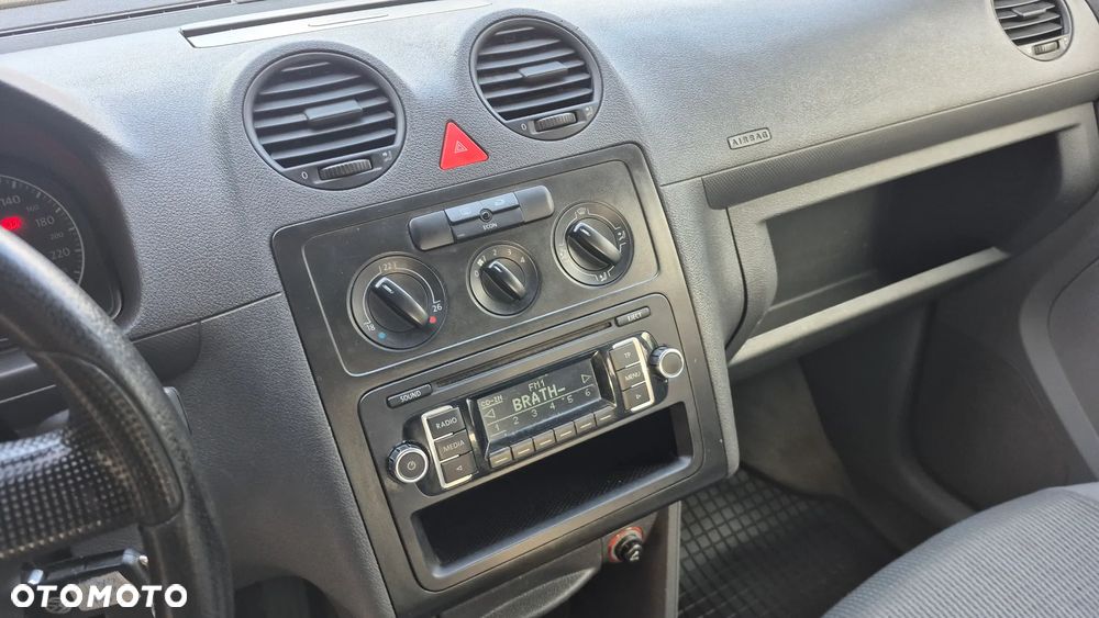 Volkswagen Caddy Life - 24