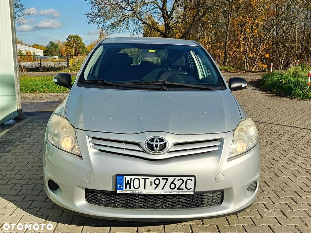 Toyota Auris - 7