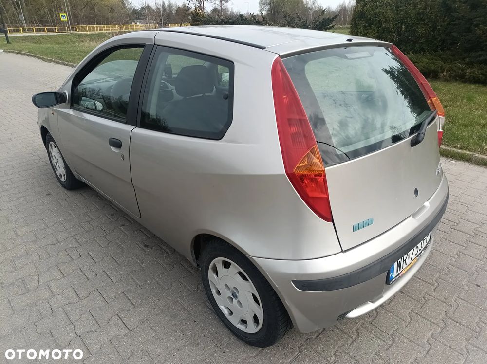 Fiat Punto 1.2 8V ELX - 3