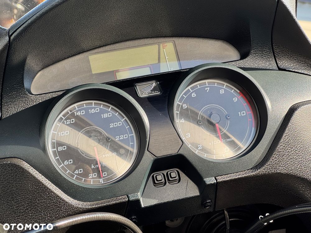 Honda Varadero - 11
