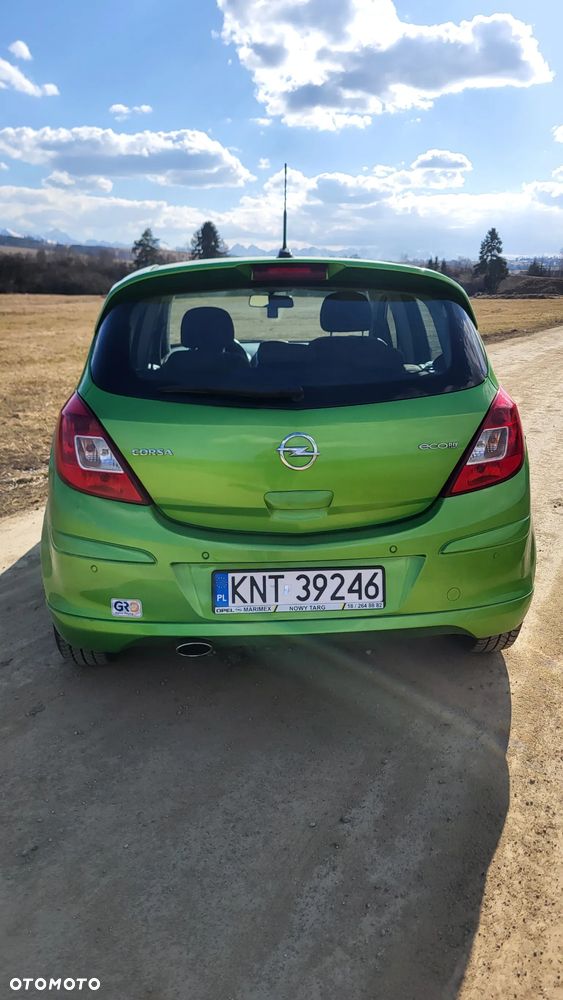 Opel Corsa 1.2 16V Edition / Active - 8