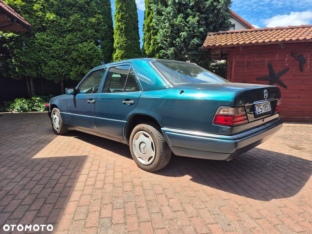 Mercedes-Benz Klasa E - 2
