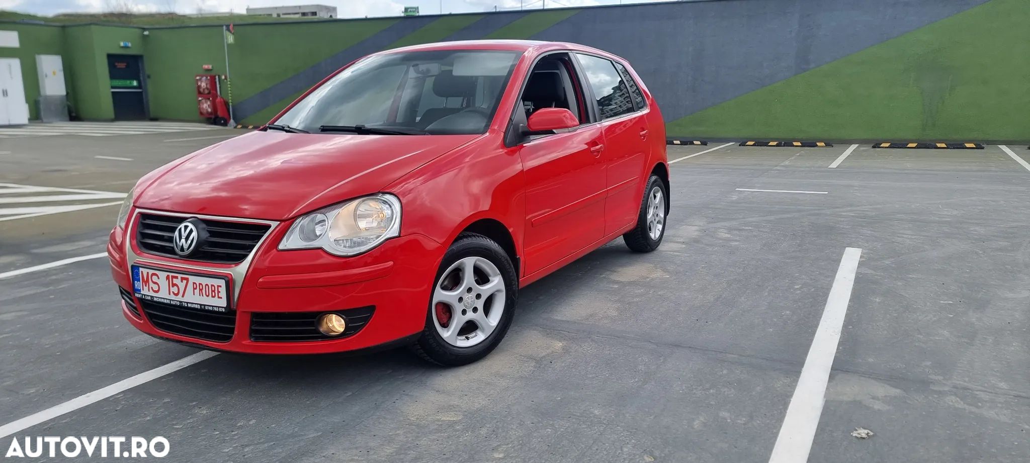 Volkswagen Polo 1.2 Comfortline - 1