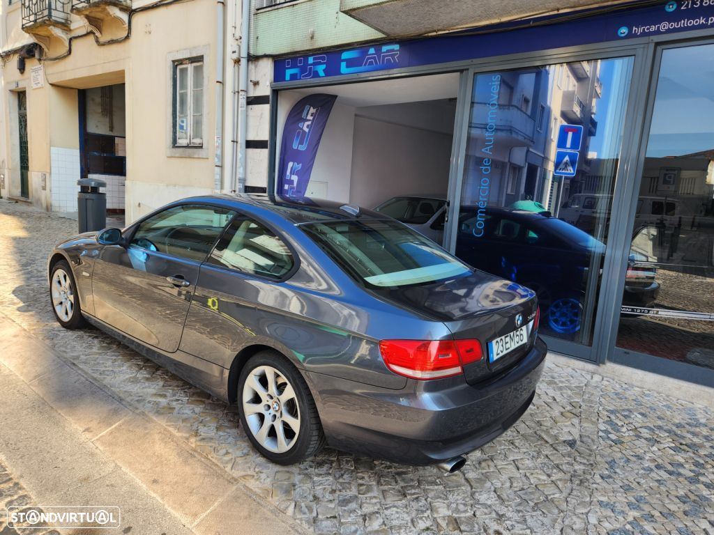 BMW 320 - 4