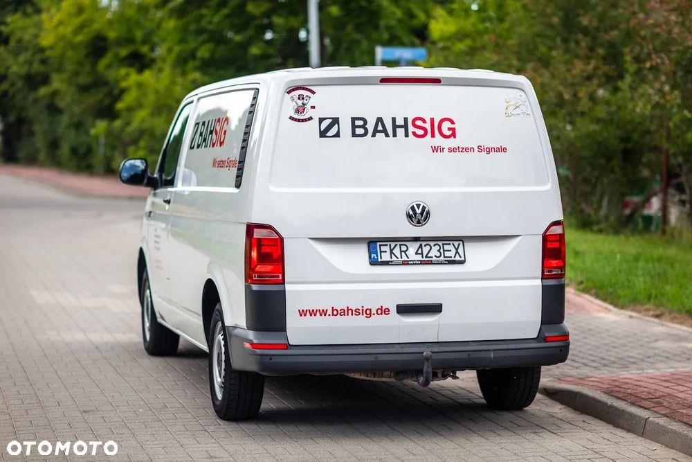 Volkswagen T6 Transporter - 14