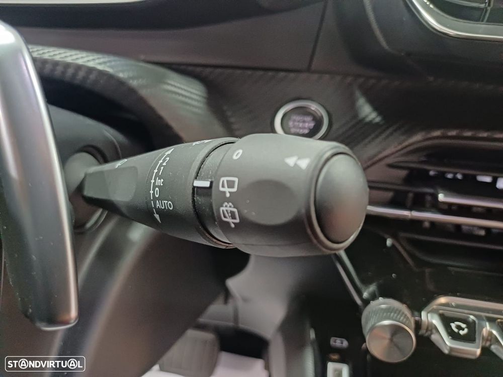 Peugeot 2008 1.2 PureTech Allure EAT8 - 18