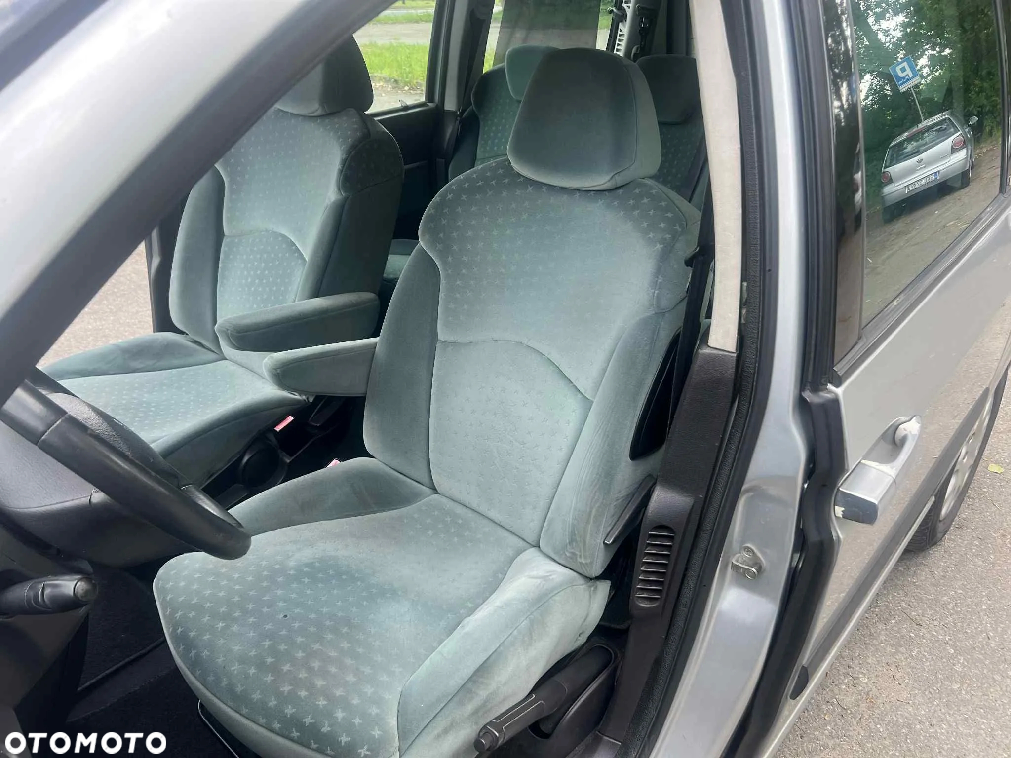 Peugeot 807 2.0 HDi SR - 13