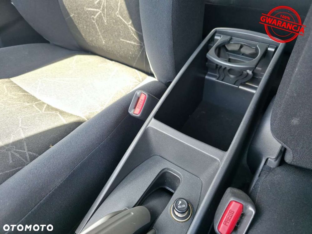 Toyota Auris 1.4 D-4D Premium - 32