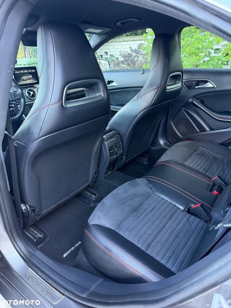 Mercedes-Benz CLA 180 7G-DCT AMG Line - 15