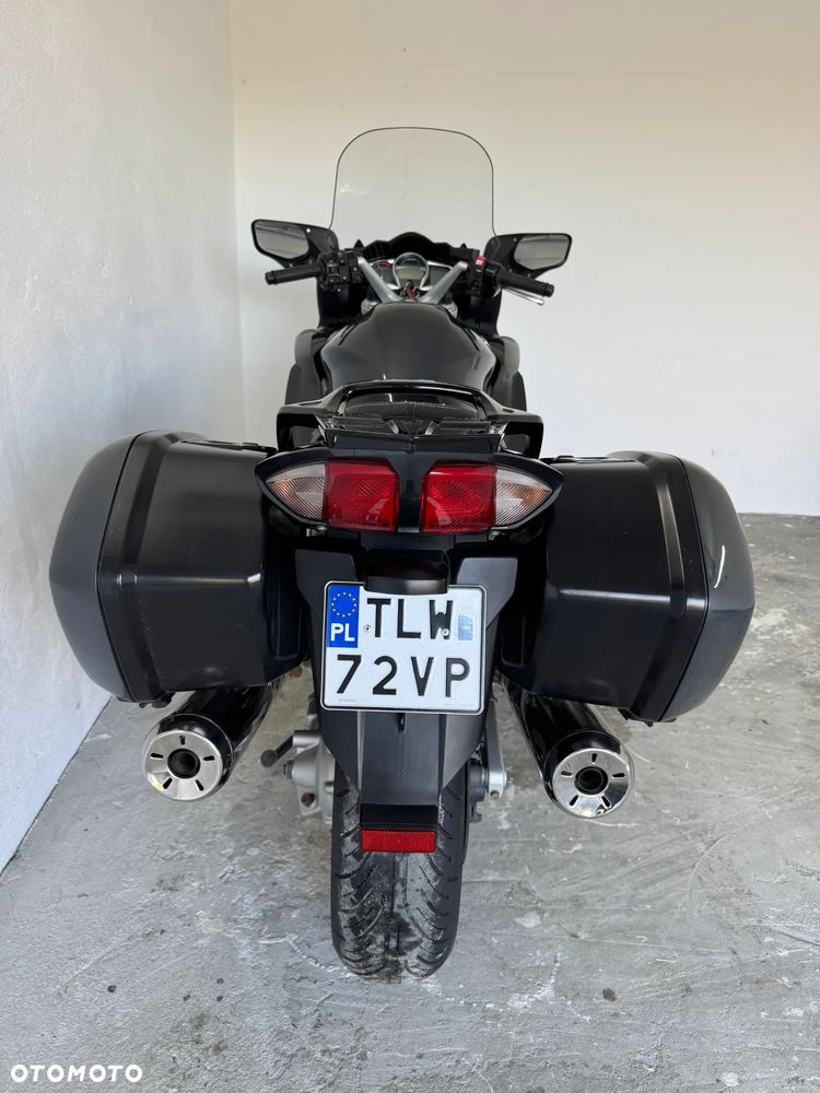 Yamaha FJR - 23