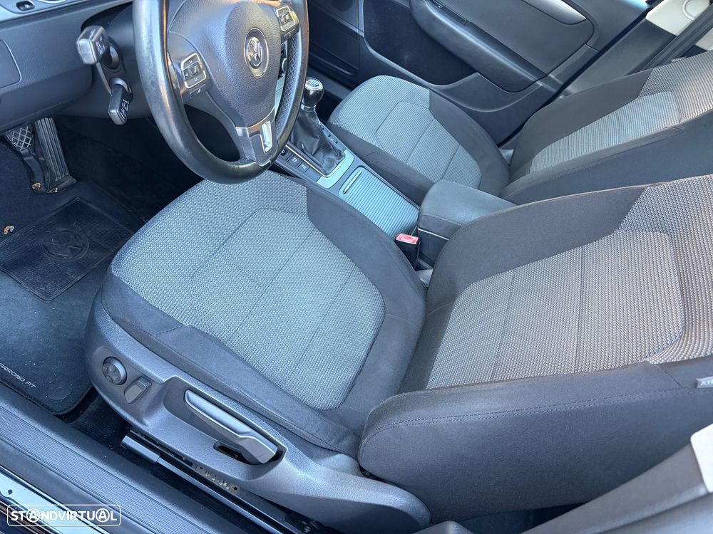 VW Passat Variant 1.6 TDI Confortline - 11