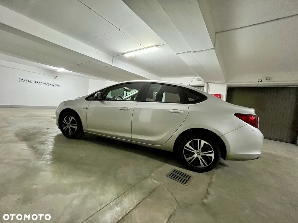 Opel Astra 1.4 T EU6 - 20