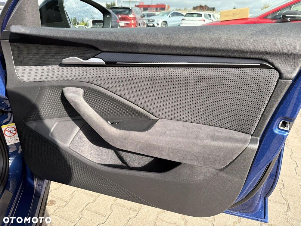 Skoda Superb 2.0 TDI SCR 4x4 Sportline DSG - 16