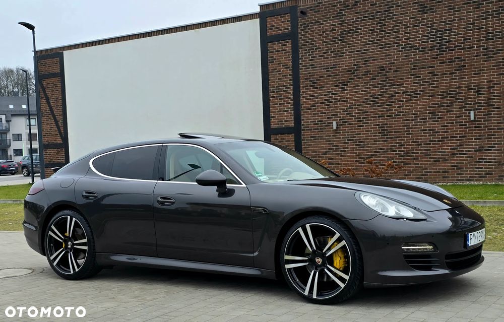 Porsche Panamera 4S PDK - 1
