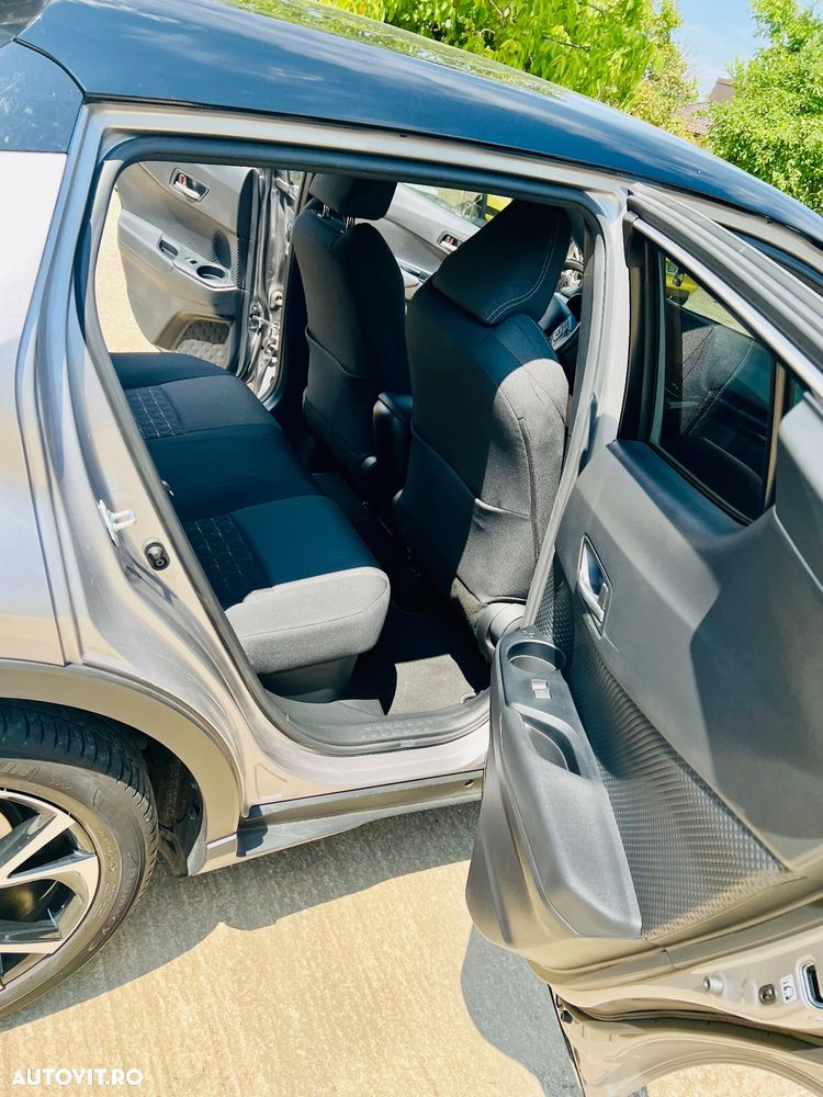 Toyota C-HR 1.8 HSD 122 CP 4x2 CVT Style - 30