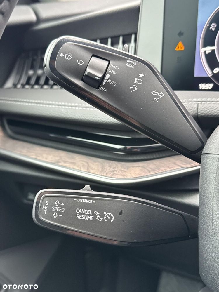 Skoda Superb 2.0 TDI SCR 4x4 L&K DSG - 20