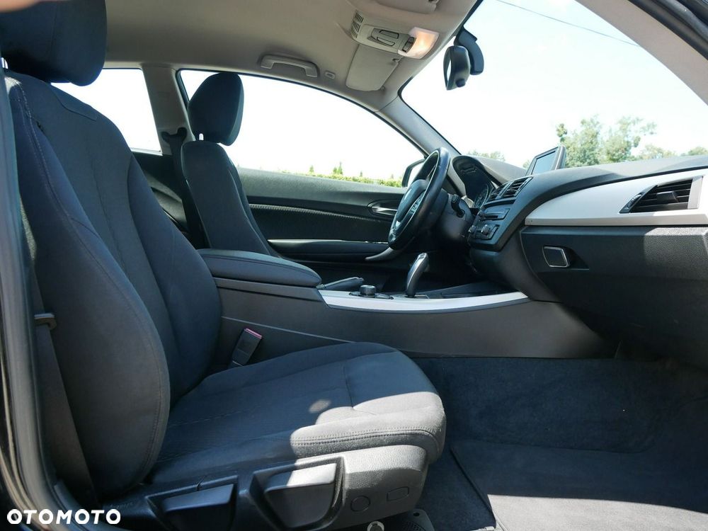 BMW Seria 1 116i - 22