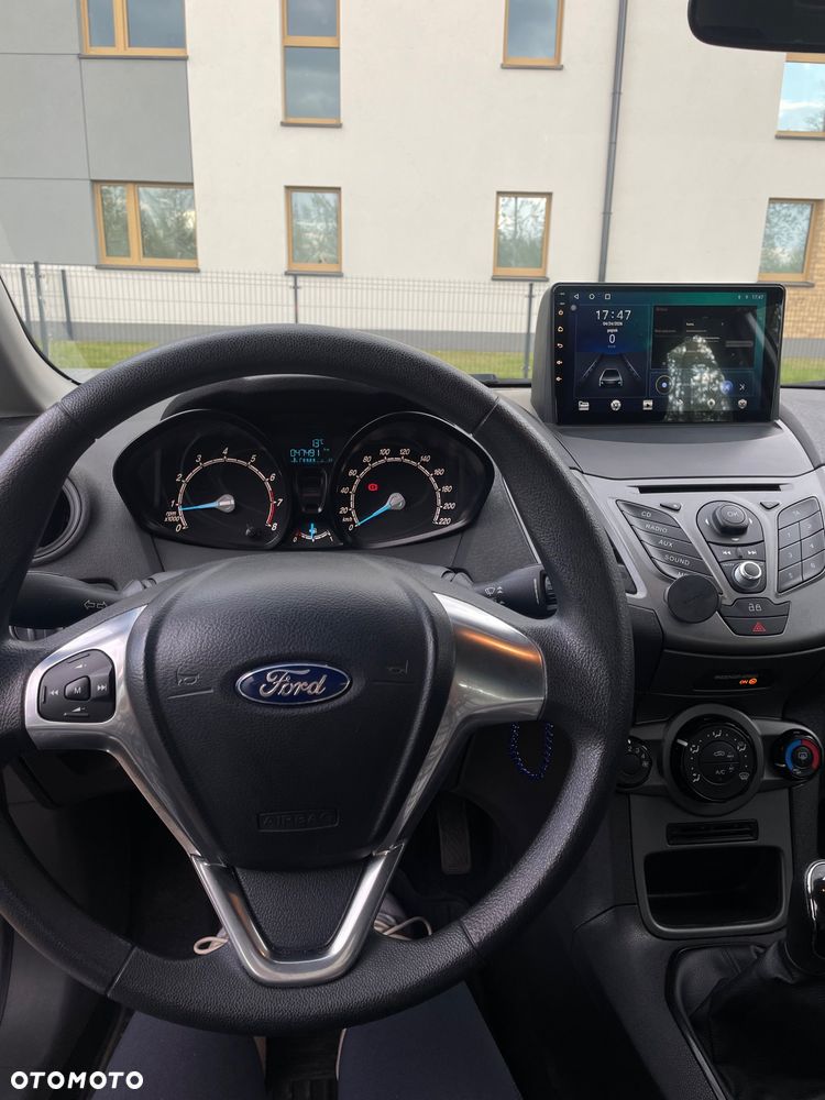Ford Fiesta 1.25 Silver X - 13