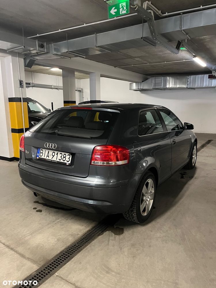 Audi A3 3-drzwiowe 1.6 Ambiente - 3