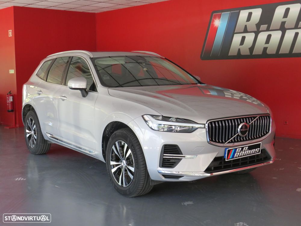 Volvo XC 60 2.0 T6 PHEV Core AWD - 4
