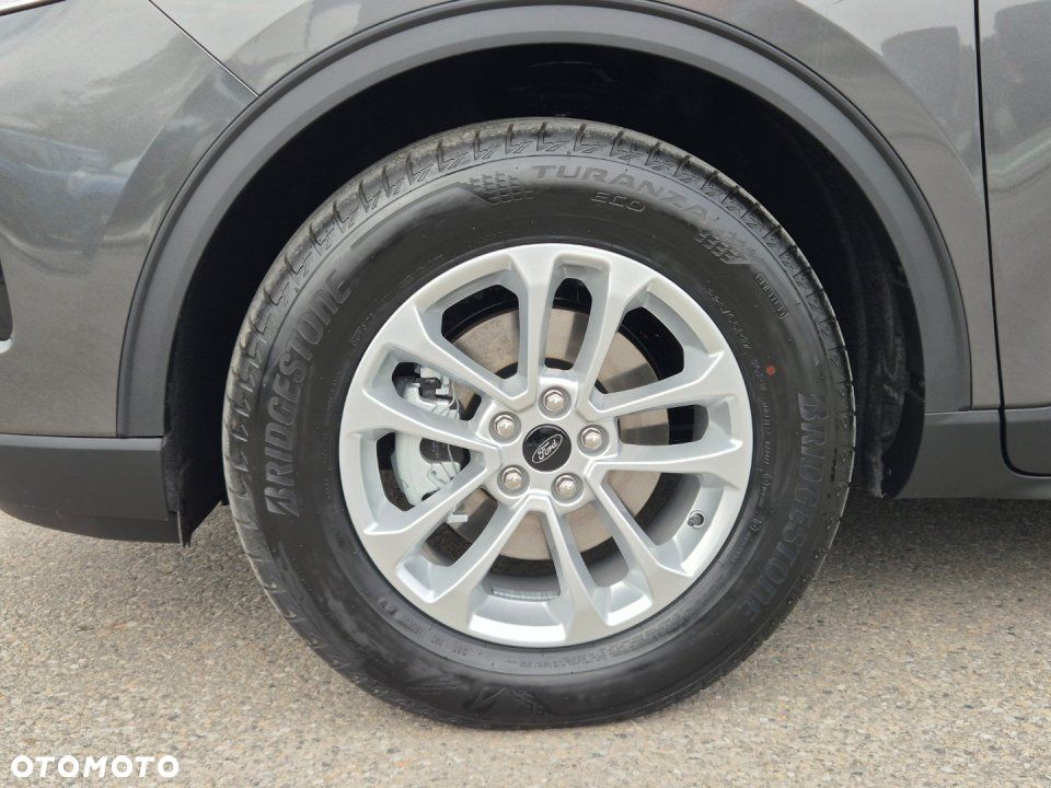 Ford Kuga - 10