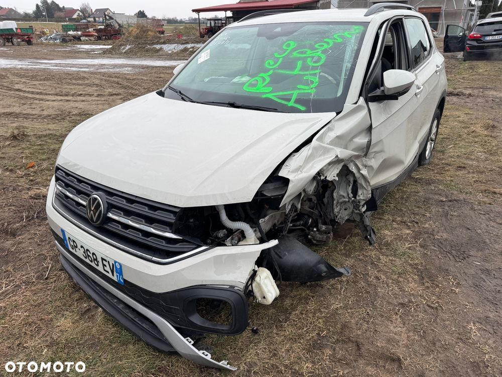 Volkswagen T-Cross - 2