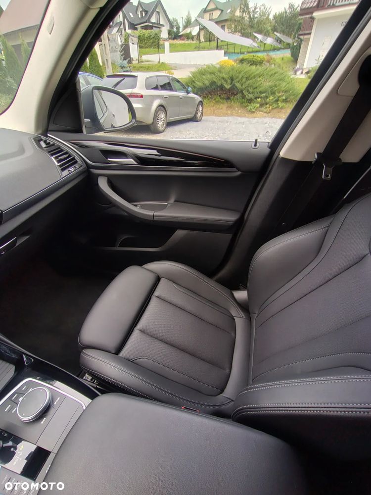 BMW X3 xDrive20d - 27