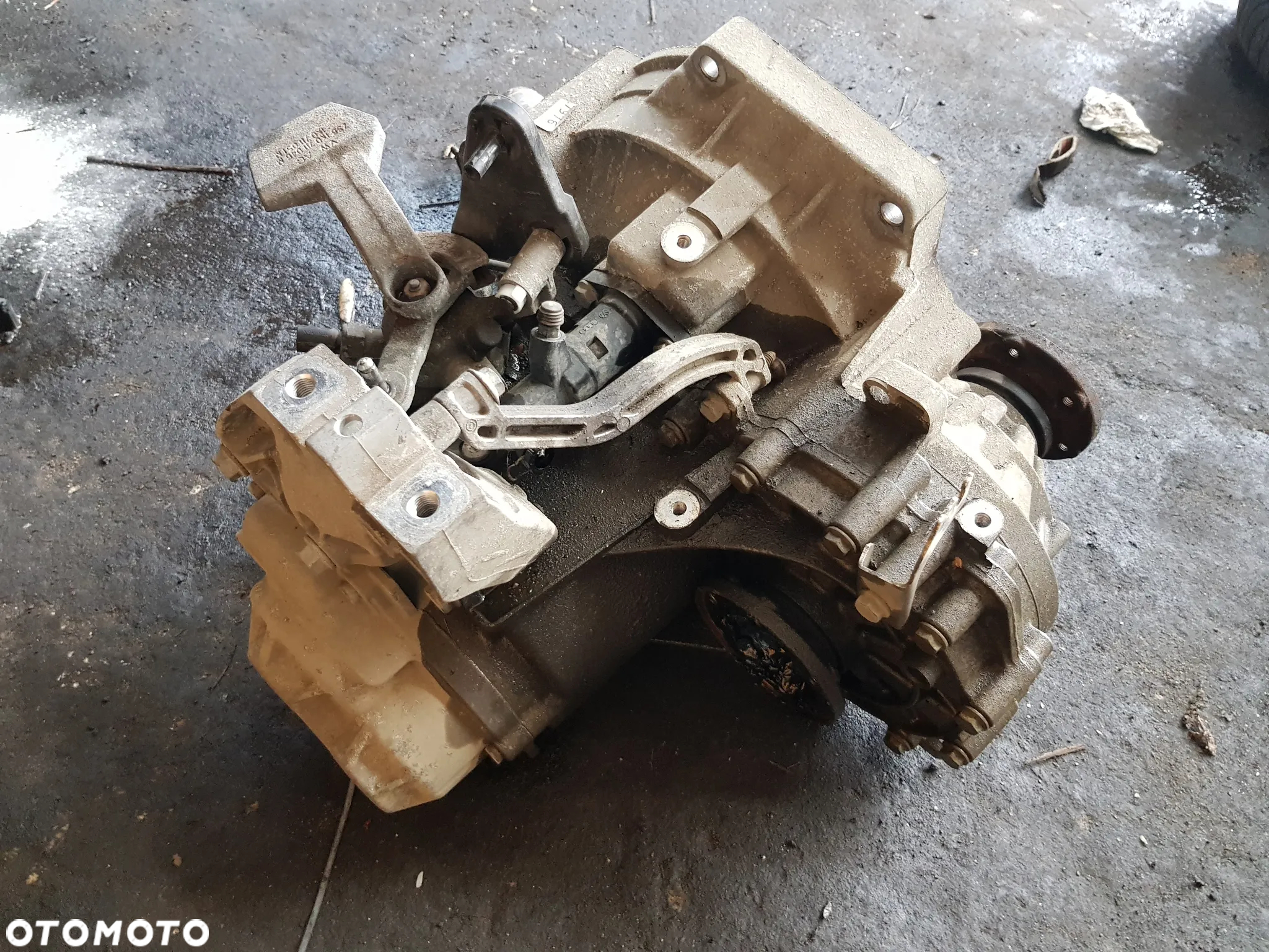 VW Passat B7 1.6 TDI Skrzynia Biegów manualna MYP 6B - 3