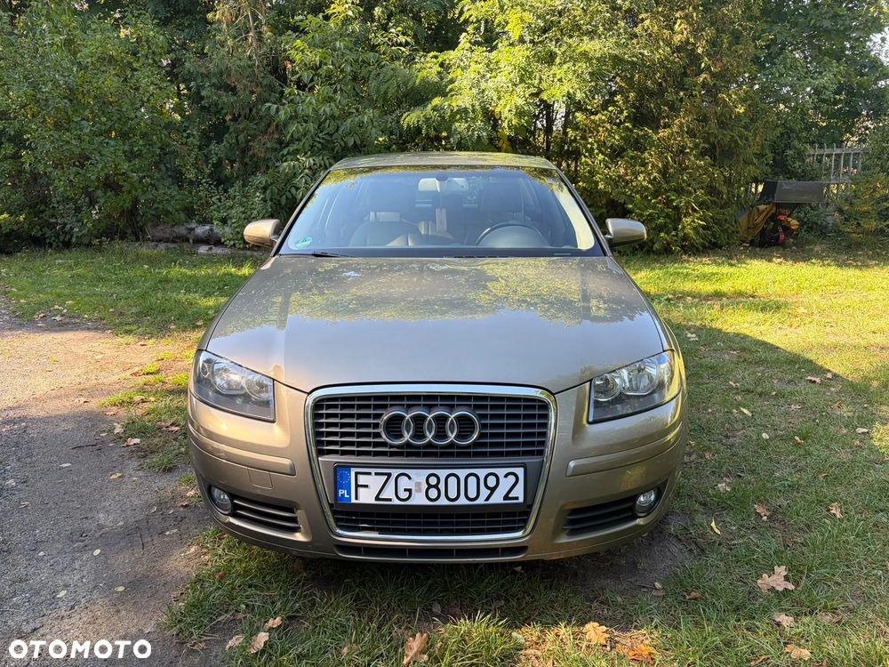 Audi A3 Sportback 1.4 TFSI Ambiente - 2