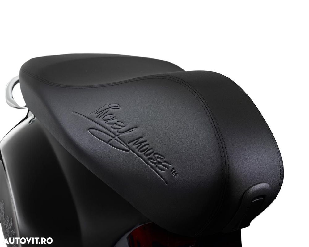 Vespa Primavera 50 50th Anniversary Special Edition - 7