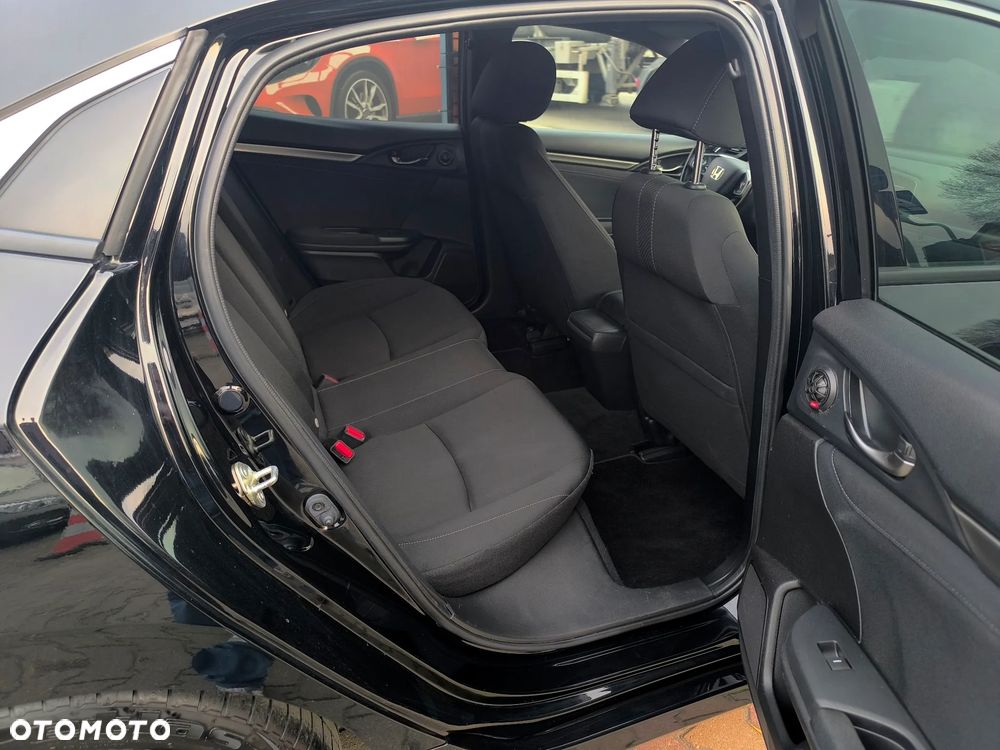 Honda Civic 1.6 i-DTEC Lifestyle Black Edition - 20