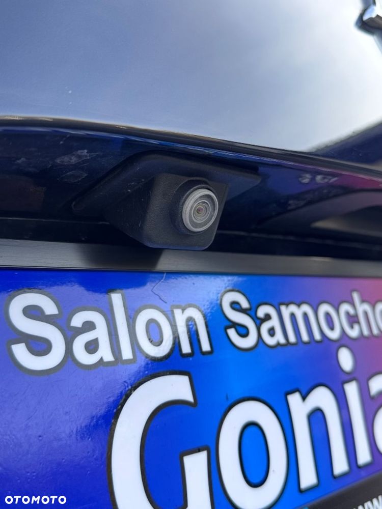 Opel Crossland X - 11