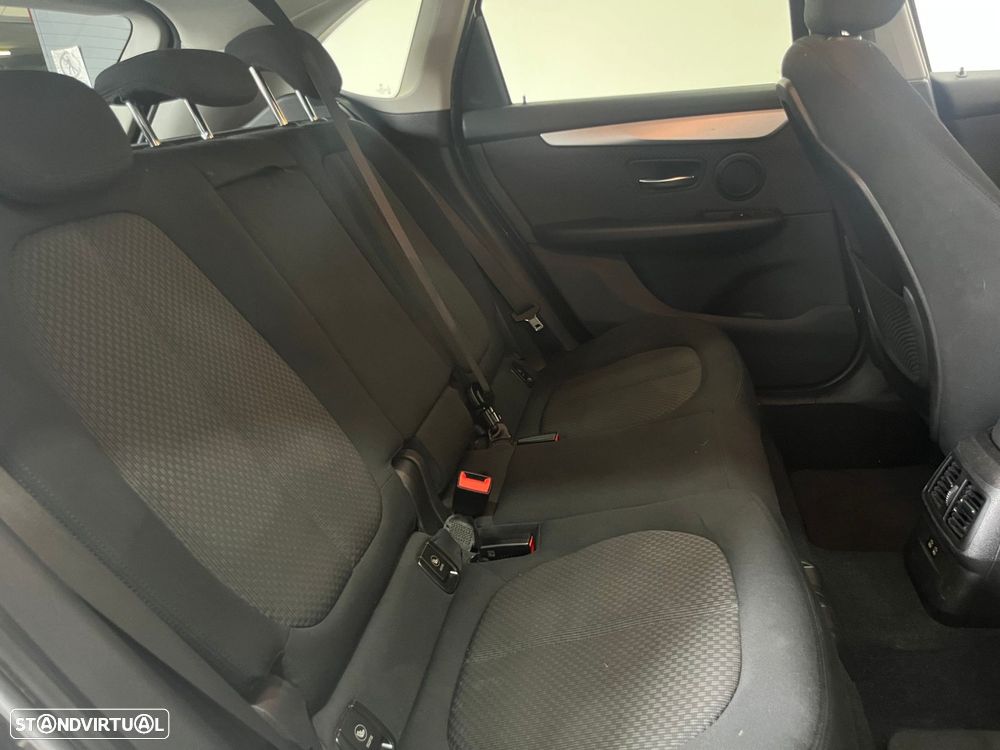 BMW 216 Active Tourer d Advantage - 27