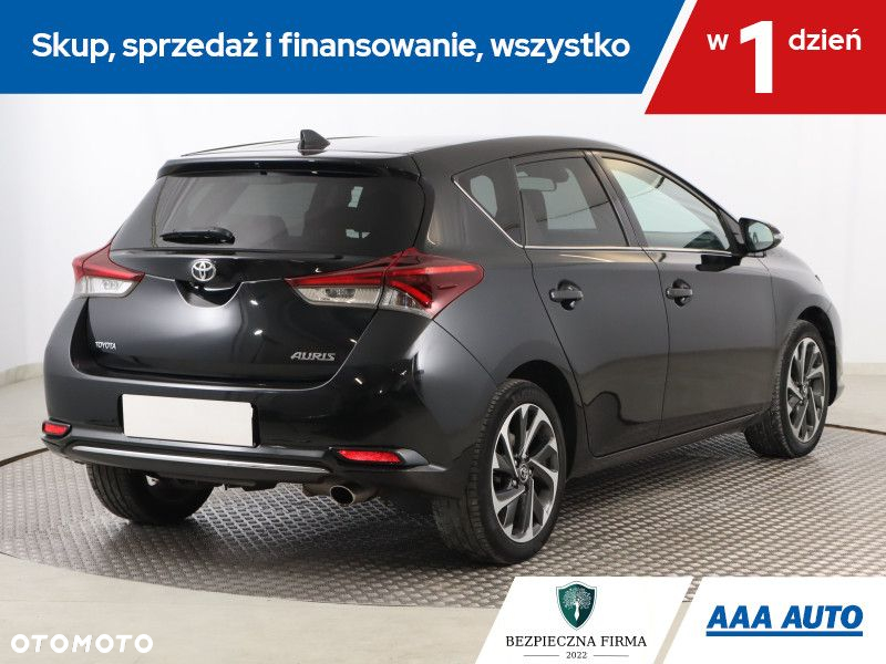 Toyota Auris - 6