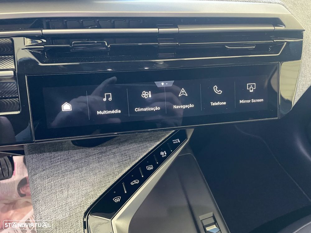 Peugeot 3008 Hybrid 145 e-DSC6 Allure - 23