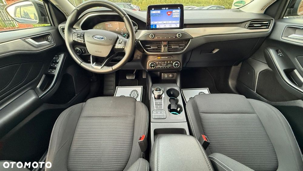 Ford Focus - 21