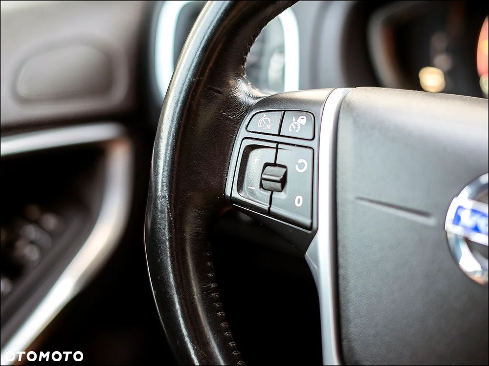 Volvo V40 - 17