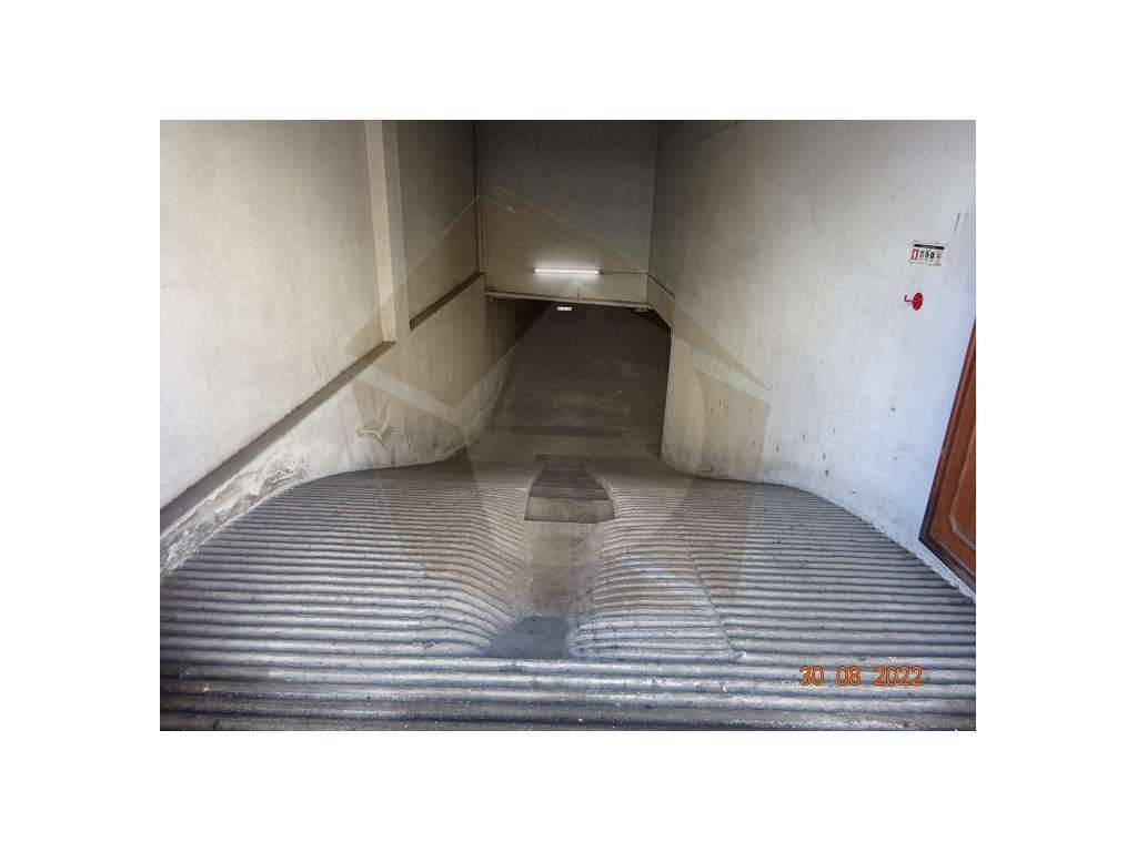 Lugar de Garagem - Ramalde - Grande imagem: 5/5