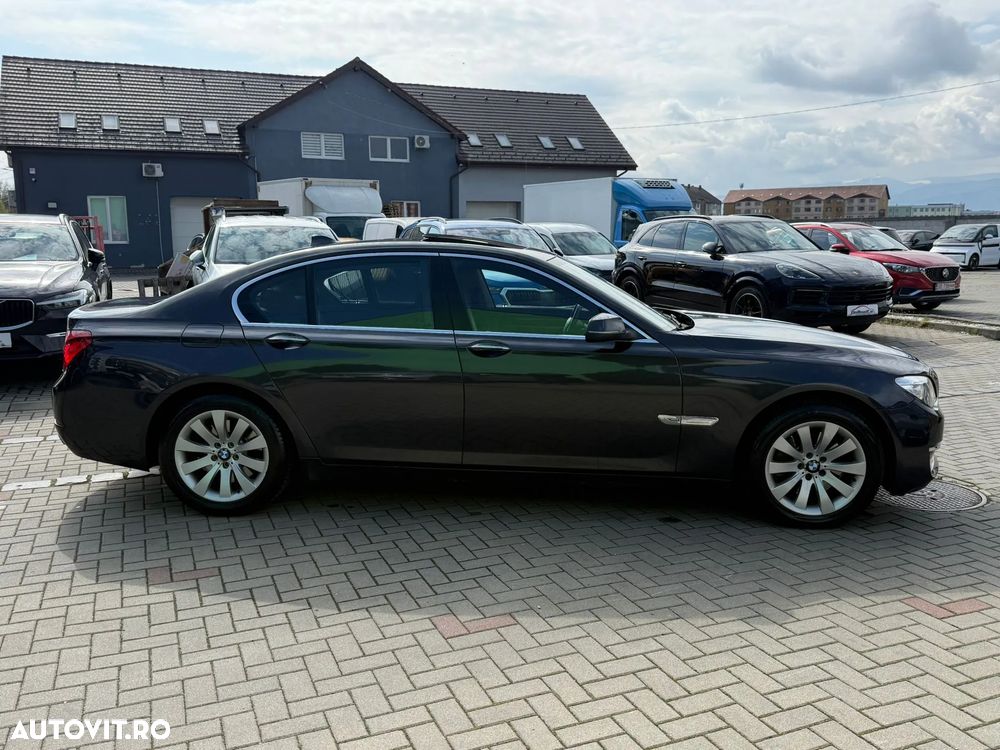 BMW Seria 7 740d xDrive Edition Exclusive - 13