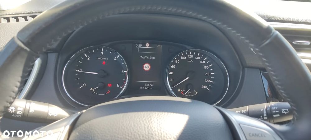 Nissan Qashqai 1.6 dCi Acenta S&S - 13
