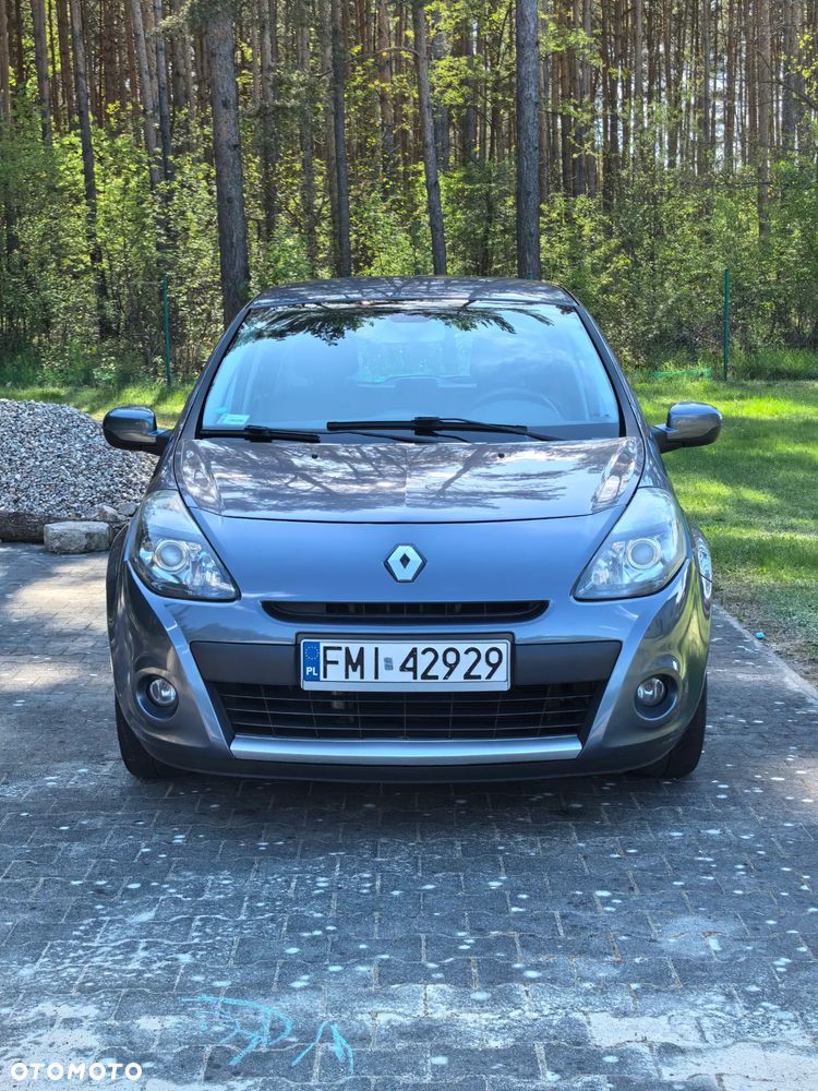 Renault Clio 1.2 16V Authentique - 8
