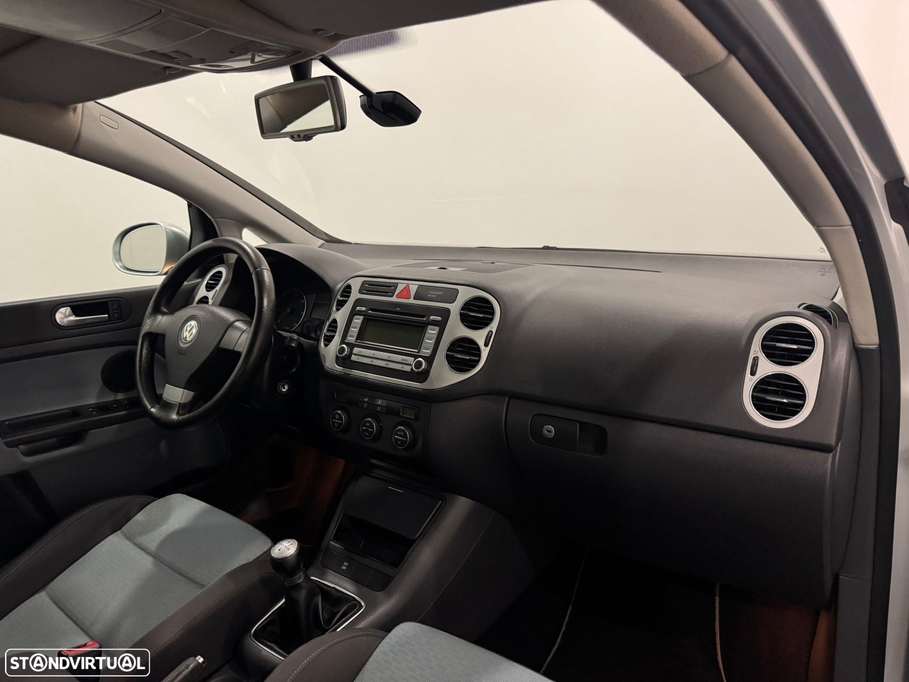 VW Golf 1.9 TDi Confortline - 32