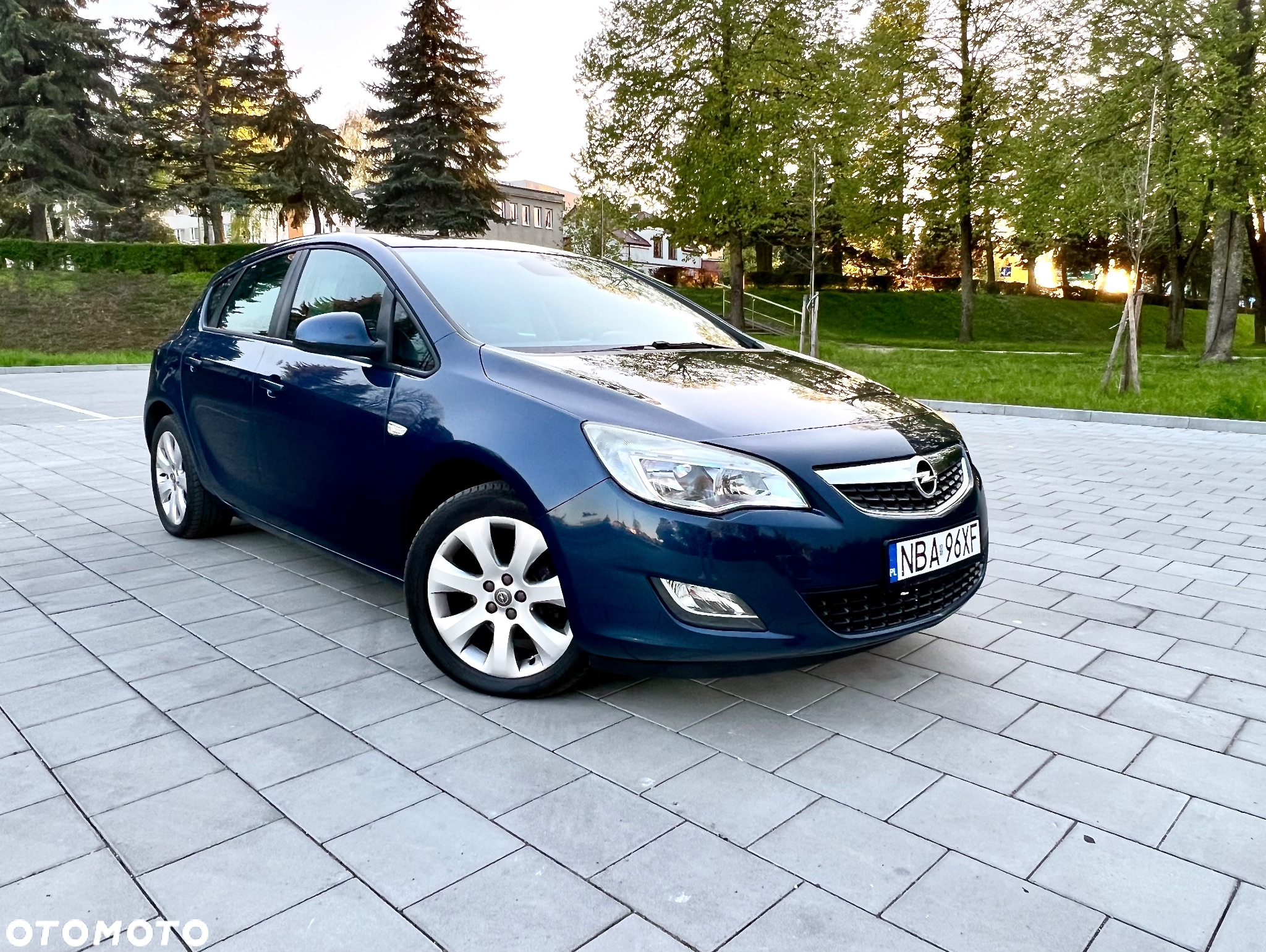 Opel Astra 1.4 Turbo Automatik Cosmo - 2