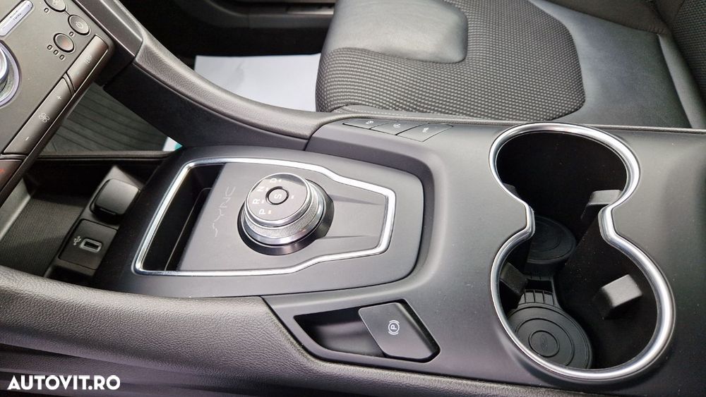 Ford Mondeo - 15