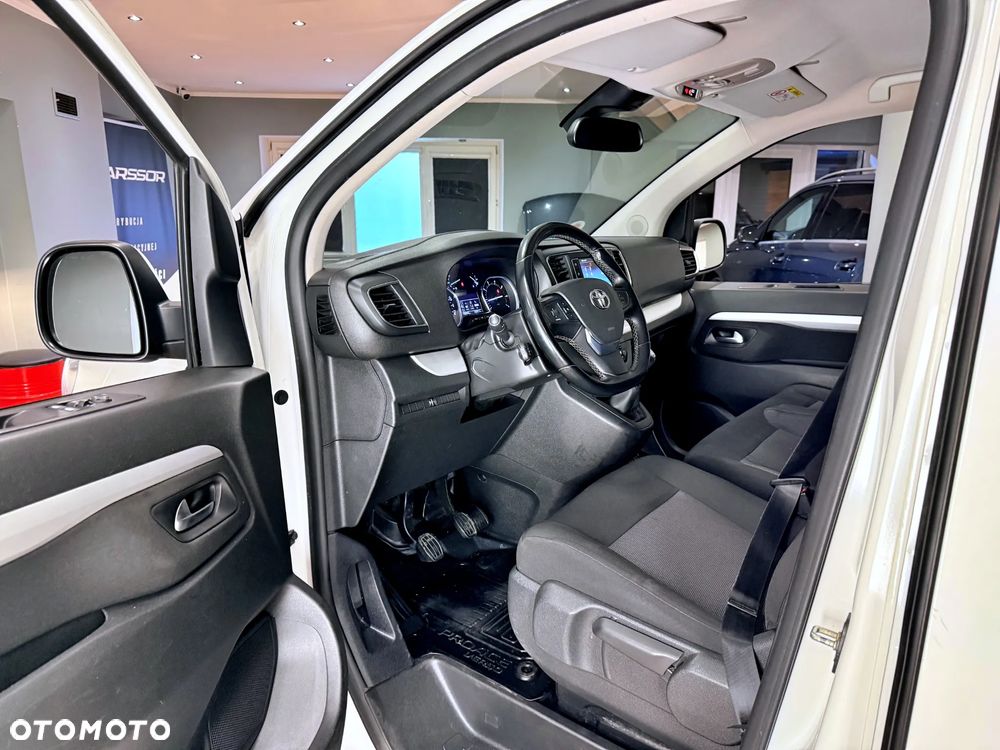 Toyota Proace Verso 2.0 D4-D Medium VIP - 18